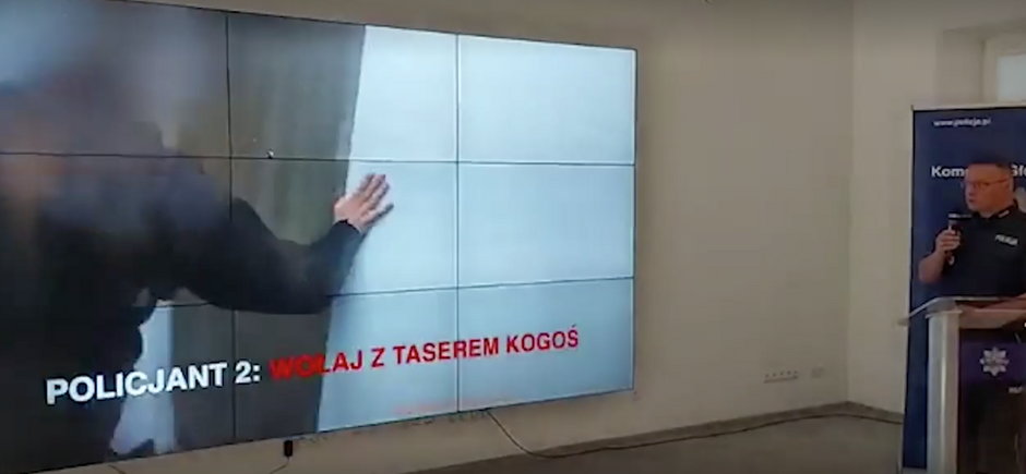 Fragment nagrania zaprezentowany podczas konferencji prasowej rzecznika policji Mariusza Ciarki