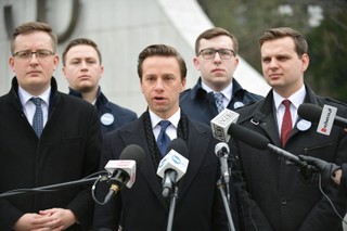 Bosak: Niektóre nakazy rządowe w związku z epidemią podważają powagę państwa