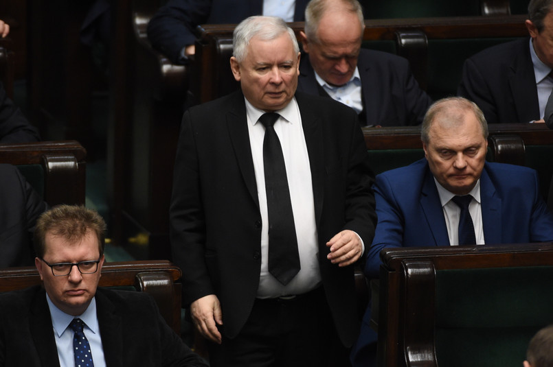 Prezes Prawa i Sprawiedliwości Jarosław Kaczyński na sali plenarnej Sejmu