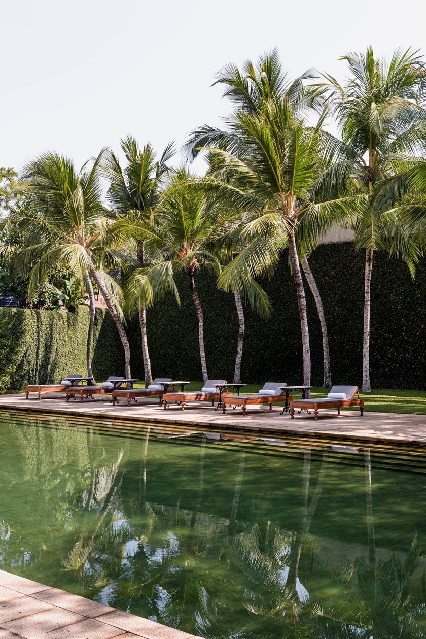 Amangalla Das luxuriöse Townhouse im Kolonialstil des 17. Jahrhunderts bezaubert mit 31 Zimmern und Suiten, Spa und üppigem Garten mit Pool.