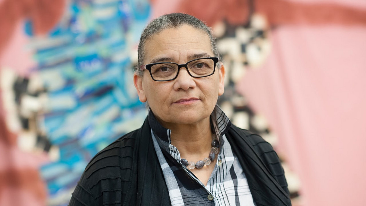 Lubaina Himid została tegoroczną laureatką Nagrody Turnera. Podczas ceremonii wręczenia nagród, która odbyła się we wtorek, 5 grudnia, artystka podziękowała tym, którzy "dali jej utrzymanie w pustynnych latach". NT to jedna z najbardziej prestiżowych wyróżnień artystycznych na świecie.