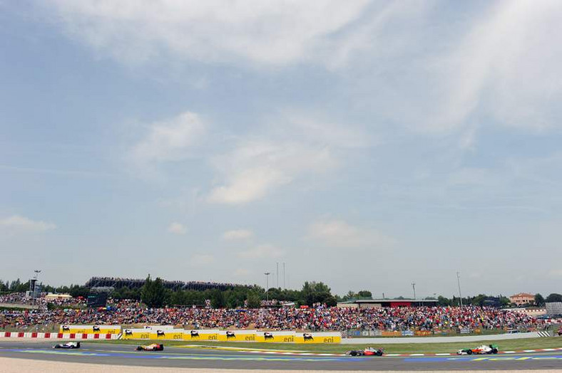 Grand Prix Hiszpanii 2009: niedościgniony Button, słaby Kubica (fotogaleria)