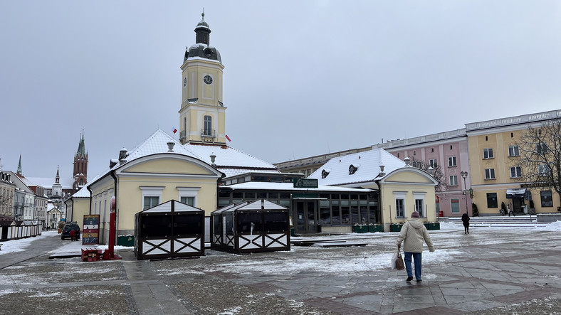 Jarmark Bożonarodzeniowy w Białymstoku odbywa się na Rynku Kościuszki