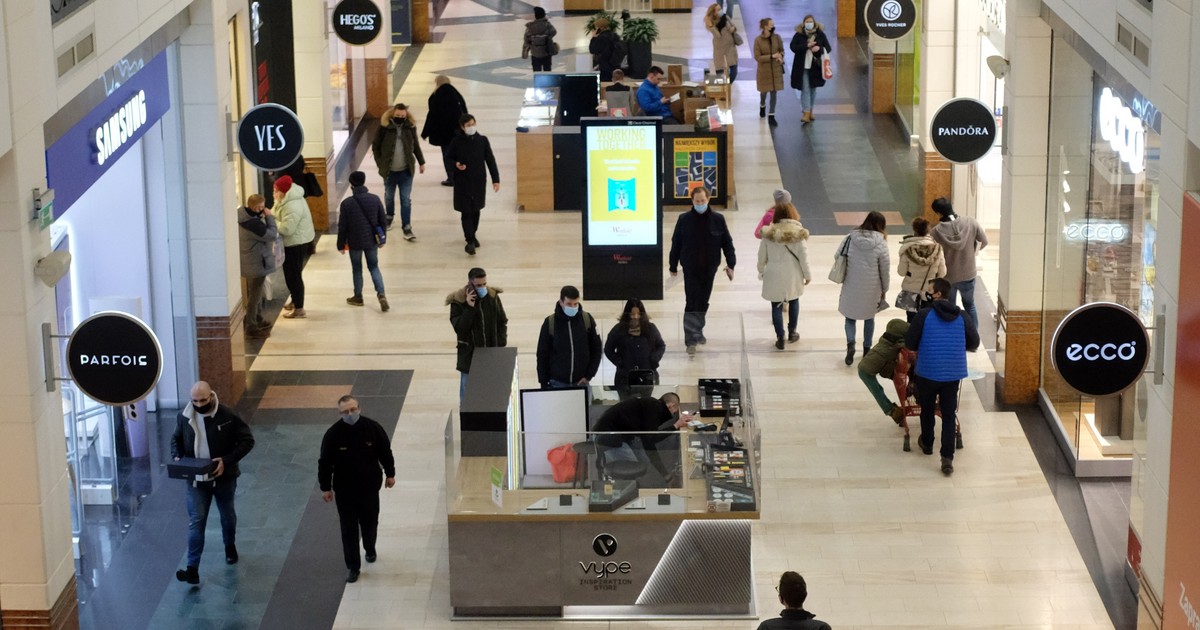 "To będzie najgorszy grudzień w handlu". Sklepy szykują się na chaos