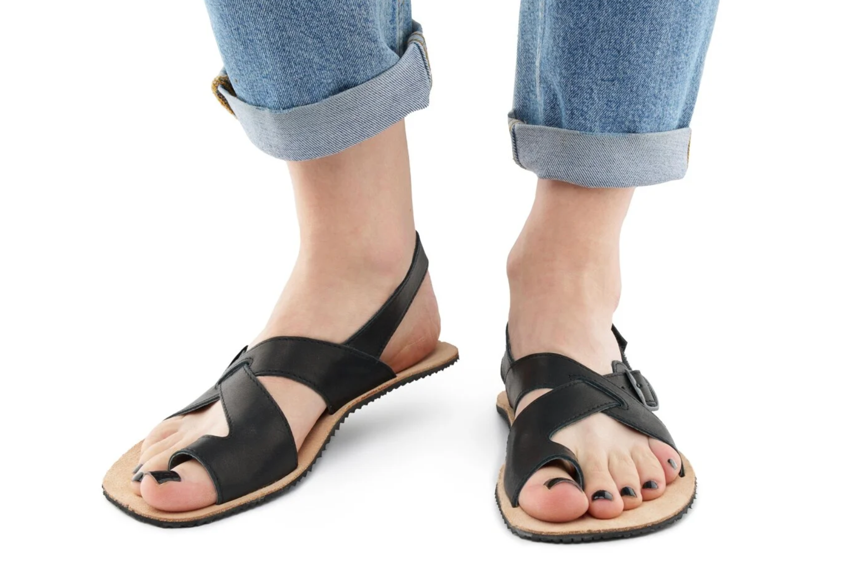 V barefootových sandáloch Tony chodíte ako bez topánok.