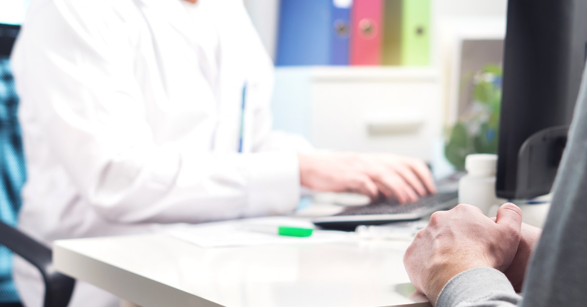 Co oznaczają kody na L4 i kiedy pracodawca dowie się o chorobie?