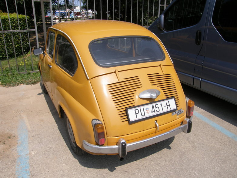 Zastava 750 – odmiana licencyjna samochodu Fiat 600, produkowana w Jugosławii przez zakłady Zastava w latach 1955–1985. 