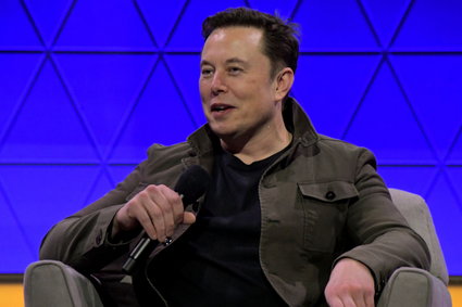 Elon Musk: nowe superładowarki i centra serwisowe Tesli pojawią się w Polsce jeszcze w tym roku