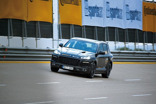 High Speed - Testujemy najszybsze suv-y na świecie. TechArt Cayenne kontra Brabus GLK