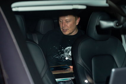 Elon Musk zaproponował mu Teslę w zamian za skasowanie profilu na Twitterze