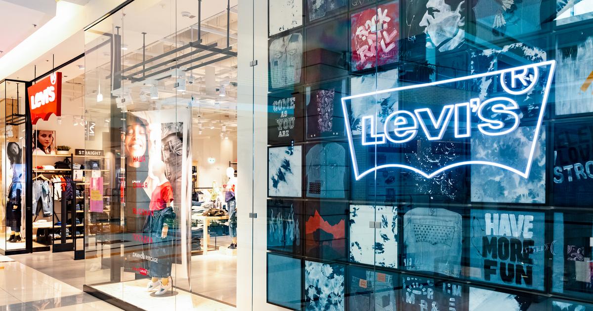 Levi's i Gucci otwierają internetowe lumpeksy. Używane markowe ubrania  kupimy taniej w sieci