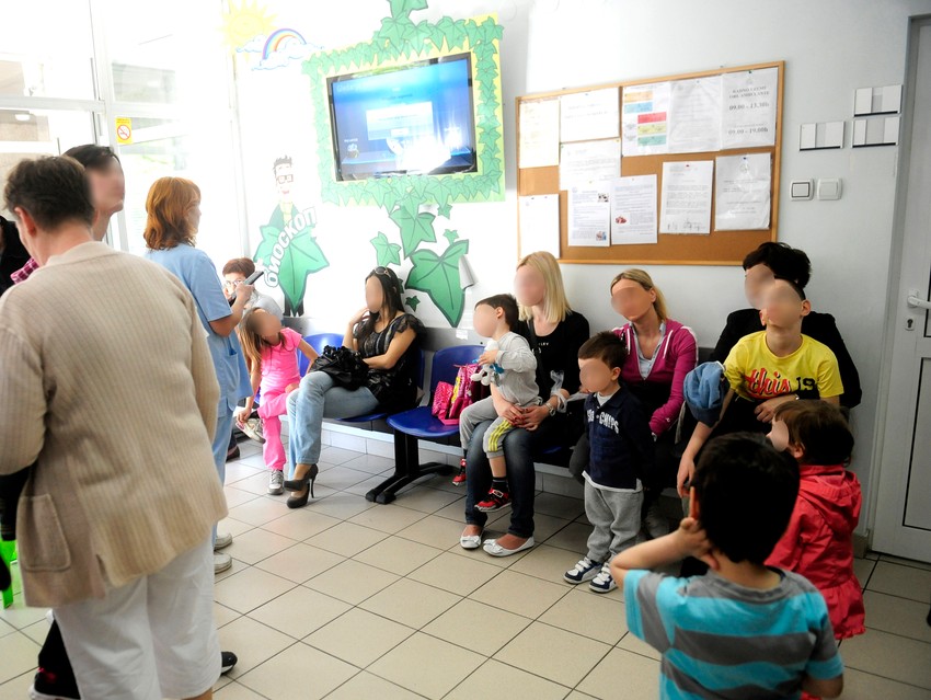 Deca na udaru korone, foto : Dušan Milenković