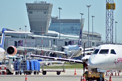 Kontroler nietrzeźwy na wieży? Jest śledztwo w sprawie incydentu na Lotnisku Chopina