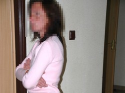 Czterolatka wypadła z okna, gdy jej matka piła