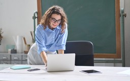 nauczyciele mają czas do 1 stycznia. po tym terminie okrągła suma przepada