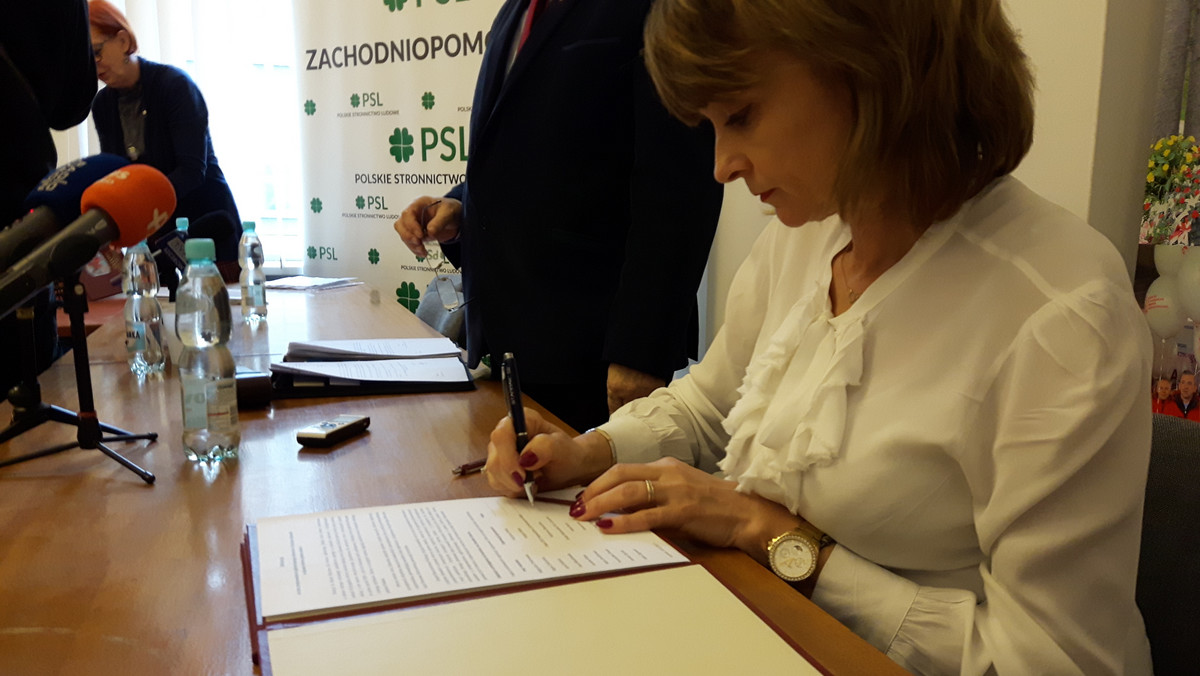 Związek Nauczycielstwa Polskiego chce, by przeprowadzono referendum w sprawie reformy oświaty. Do końca marca chcą zebrać ponad milion podpisów w całej Polsce. Do akcji włączyły się również partie polityczne opozycyjne dla rządu.