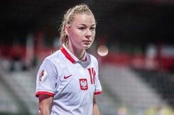 Weronika Zawistowska: W Polsce słyszałam, że 'baby nadają się do garów'. W Niemczech tego nie ma