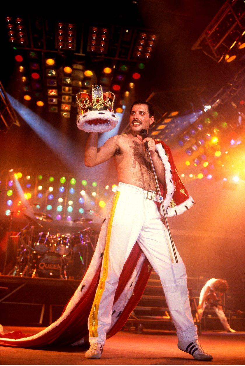 Rocznica śmierci Freddiego Mercurego. Freddie Mercury stroje