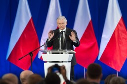 Zgoda na prawicy. Kaczyński podpisał porozumienie z Gowinem i Ziobrą