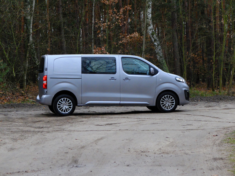 Opel Vivaro Furgon Flex 2.0/122 KM