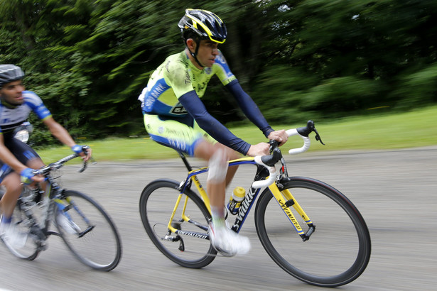 Tour de France: Poważna kraksa Contadora. Złamany piszczel faworyta wyścigu