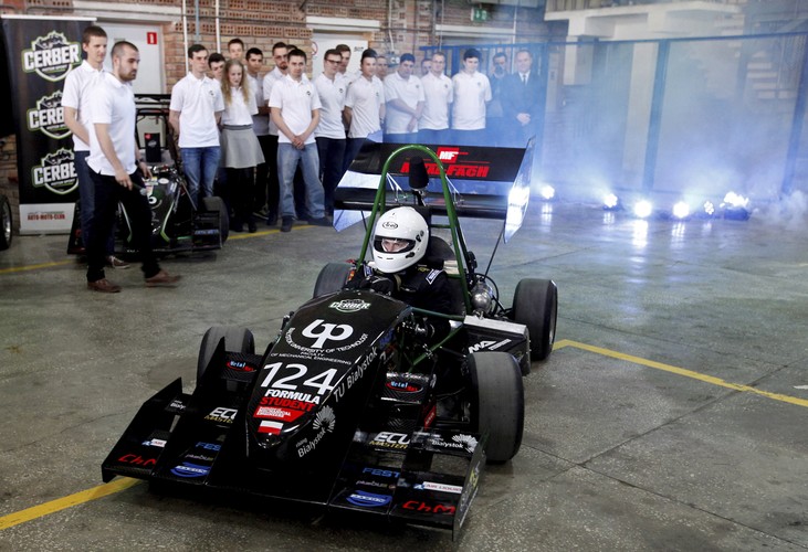 Kolejne zmaganie w Formule Student odbędą się we Włoszech (22-25 lipca), Czechach (2-6 sierpnia) i na Węgrzech (18-21 sierpnia). <br><br>fot. (ar/gj) PAP/Artur Reszko