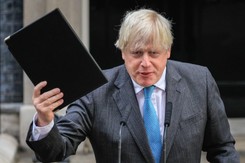 Opłaca się nie być premierem? Boris Johnson w godzinę zarobił tyle, co przeciętny Brytyjczyk w rok