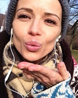 Siostra Anny Przybylskiej o jej walce z chorobą. "Myśmy myśleli, że komu jak komu, jej się musi udać"