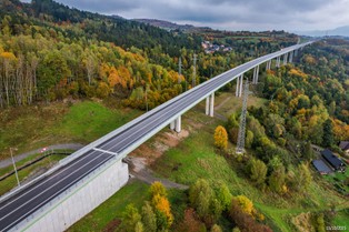 Mosty, tunele i estakady. Skończyli budować drogowe cudo za 1,5 miliarda złotych. Nową trasą już mogą jeździć kierowcy [ZDJĘCIA] [WIDEO]