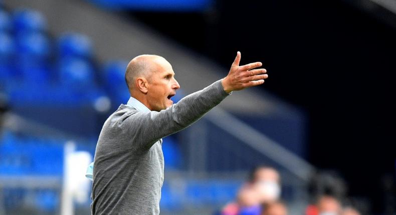 Head coach Heiko Herrlich made his debut on the Augsburg bench as his side romped to a 3-0 win at Schalke 04 on Sunday.