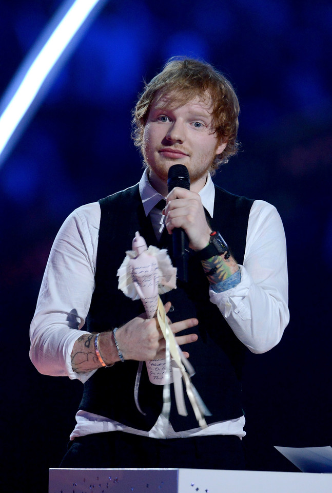 Ed Sheeran na BRIT Awards 2015