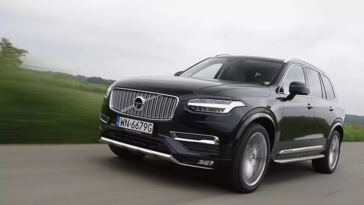 Volvo XC90 T6 (2)