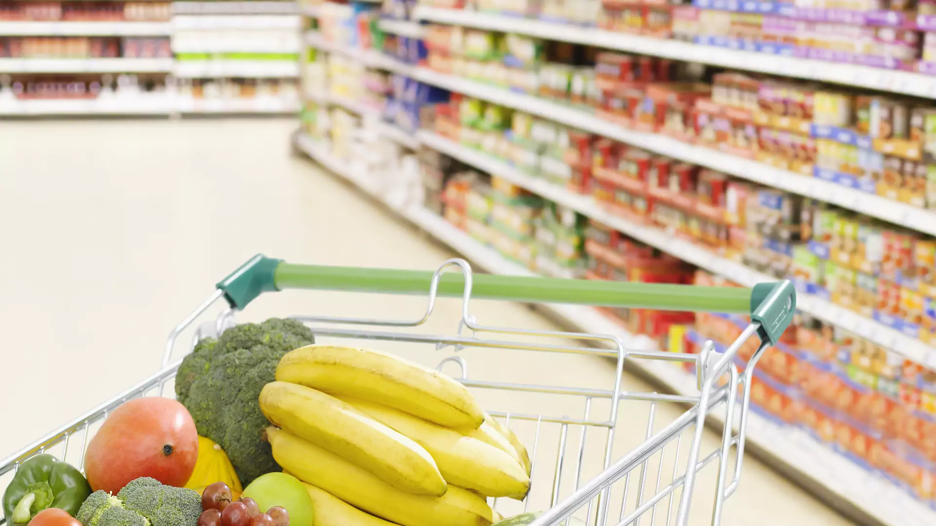 Jak walczyć z inflacją w kuchni? Sposoby na niemarnowanie żywności