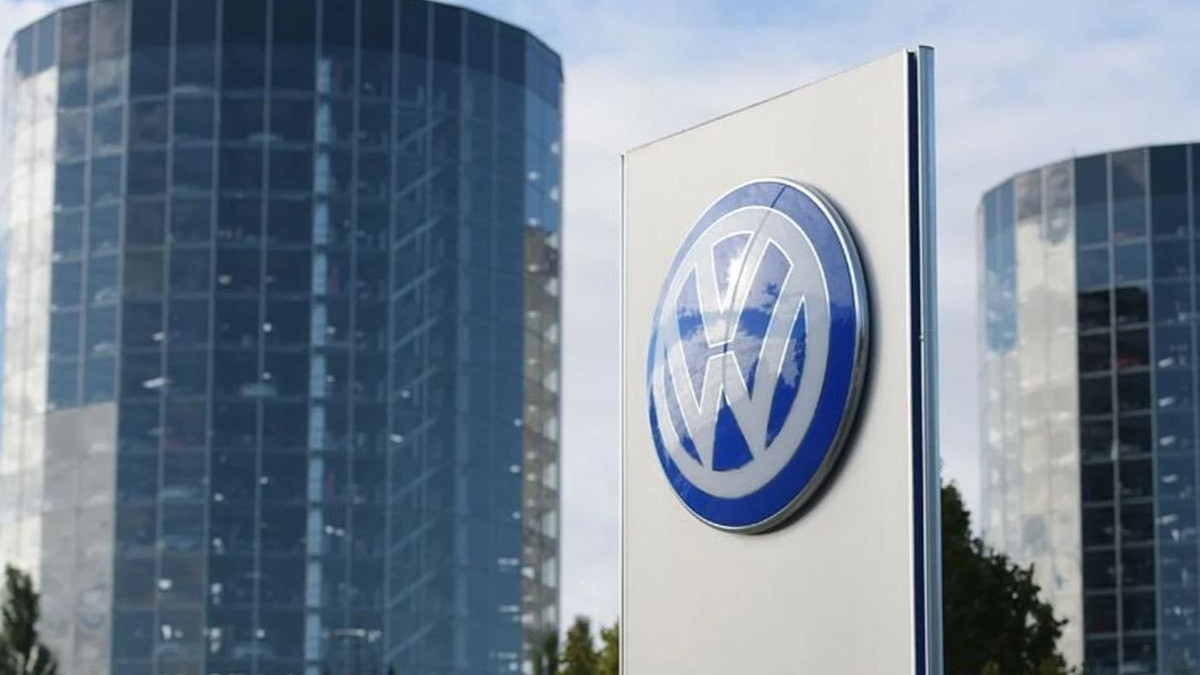 Volkswagen va îngheța salariile până în 2030. Ce se ascunde în spatele planului care afectează 660.000 de angajați