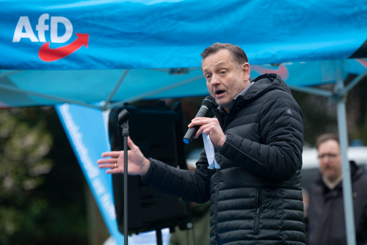 Niemiecki poseł domaga się reparacji od Polski. "Tyle powinno wystarczyć"