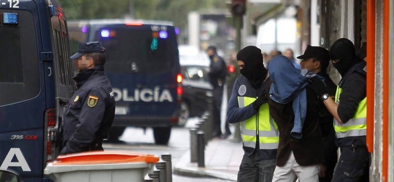 Policja zatrzymała w Madrycie dżihadystów. Chcieli dokonać zamachu