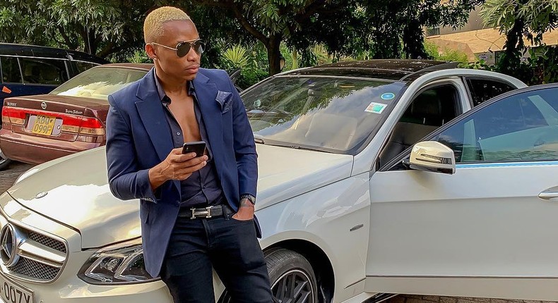 Otile Brown treats fans to surprise lunch 