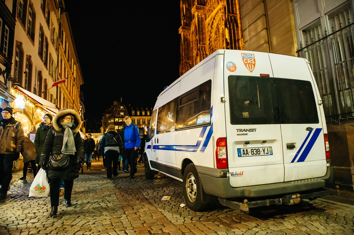 Wokół świątyń w tym regionie wzmocniono patrole policji.