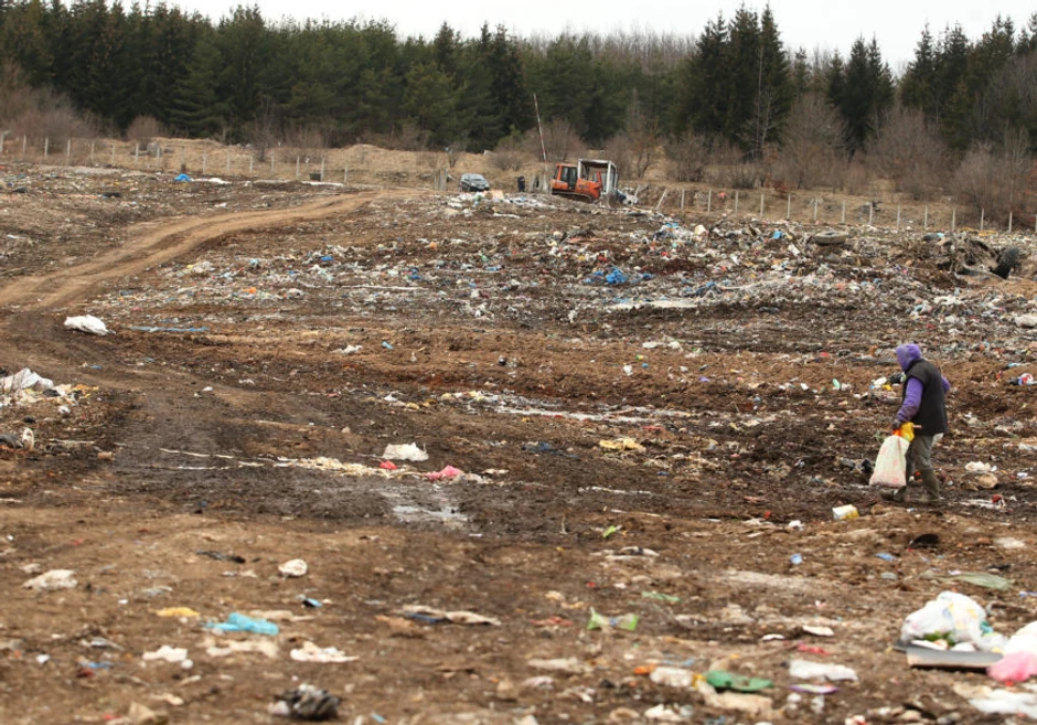 Deponija, mesto gde bi trebalo da bude izgrađena spalionica u Bosanskom Petrovcu
