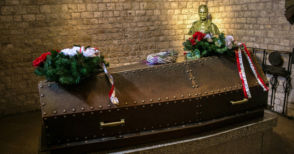 Pogrzeb, koszty, wydatki na pogrzeby w historii