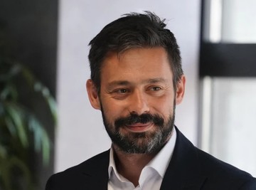 Ovako je izgledala svadba Maje Ilievske i Milana Vasića: Glumčev otac na čelu kola održao lekciju svima!
