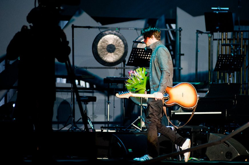 Jonny Greenwood (Radiohead) na festiwalu Sacrum Profanum (fot. Monika Stolarska / Onet.)