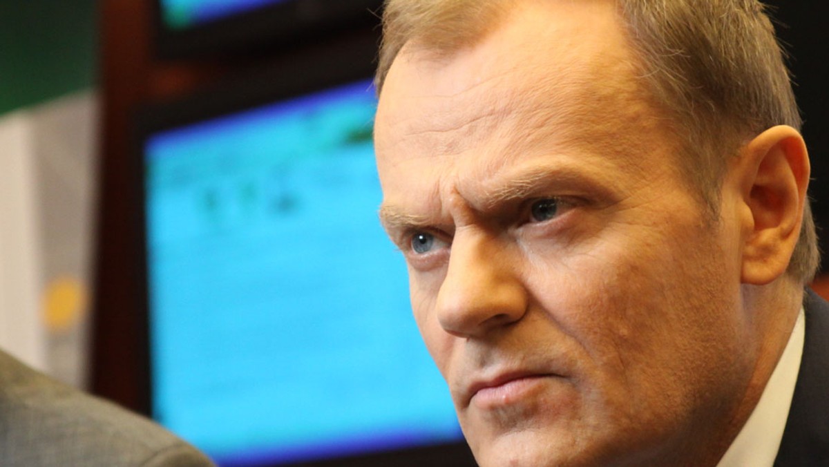 Wierzyłem i wierzę, że niezależność prokuratury od władzy politycznej jest dobrym rozwiązaniem - zadeklarował dziś premier Donald Tusk w czasie otwarcia nowej siedziby Prokuratury Generalnej. Podtrzymał, że wymiar sprawiedliwości czekają zmiany prawne.