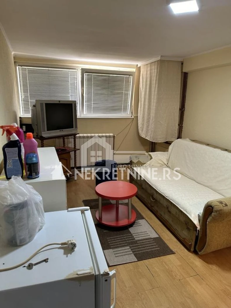 Stan u Sremčici od 150 evra