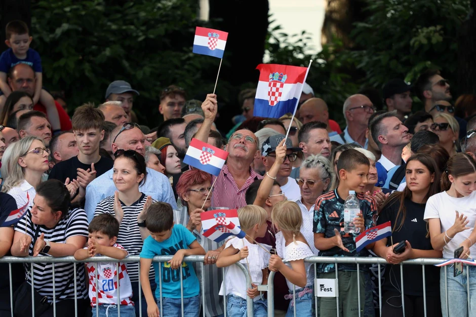 Vojna parada u Zagrebu