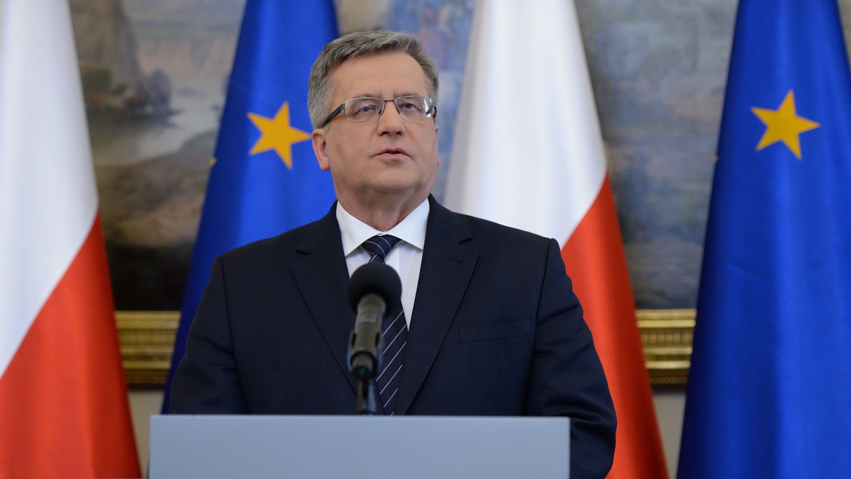 Prezydent Bronisław Komorowski - na zaproszenie prezydenta Ukrainy Petra Poroszenki - weźmie udział w obchodach 1. rocznicy Majdanu w Kijowie. Chcemy przekazać Ukraińcom uznanie dla ich odwagi i okazać solidarność - mówi prezydencki doradca Roman Kuźniar.