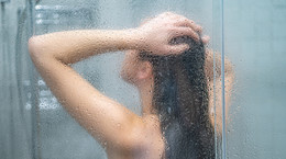 Kiedy lepiej brać prysznic - rano czy wieczorem? Oto co mówią naukowcy