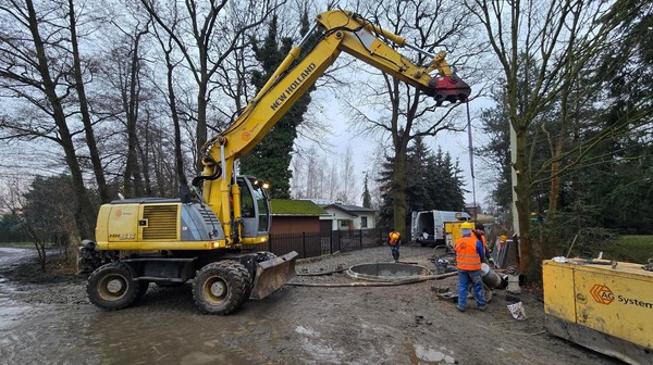 Warto zamienić szambo na podłączenie do kanalizacji