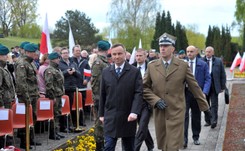 Prezydent Duda: Nie wolno w żaden sposób dzielić tych, którzy polegli za ojczyznę