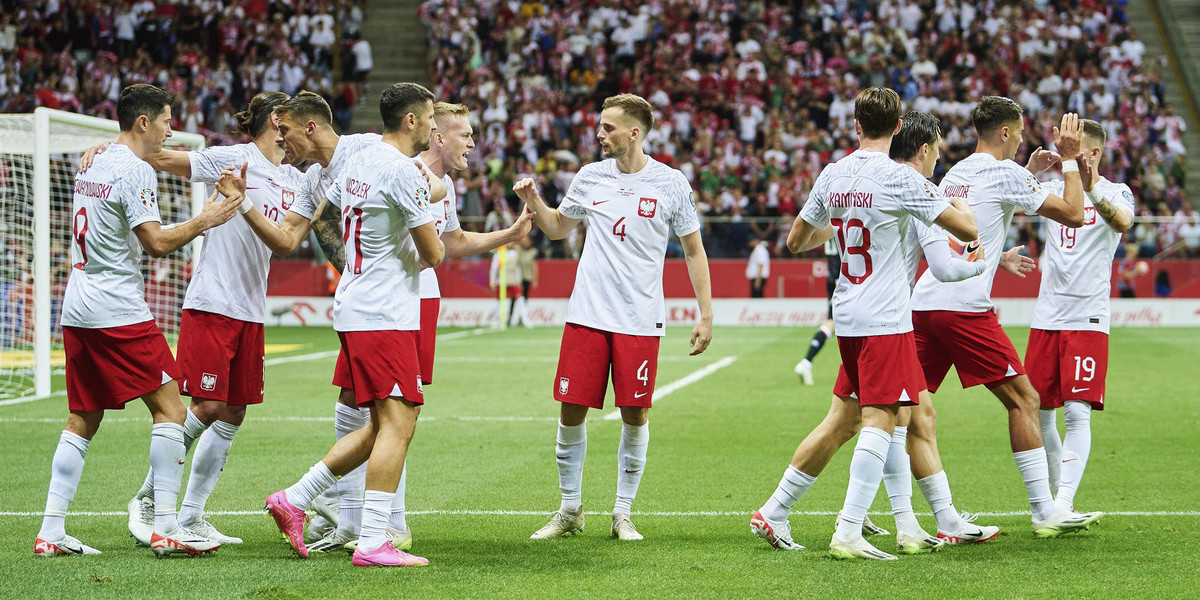 Reprezentacja Polski podczas październikowych spotkań eliminacji do Euro 2024 będzie musiała poradzić sobie bez Roberta Lewandowskiego. 
